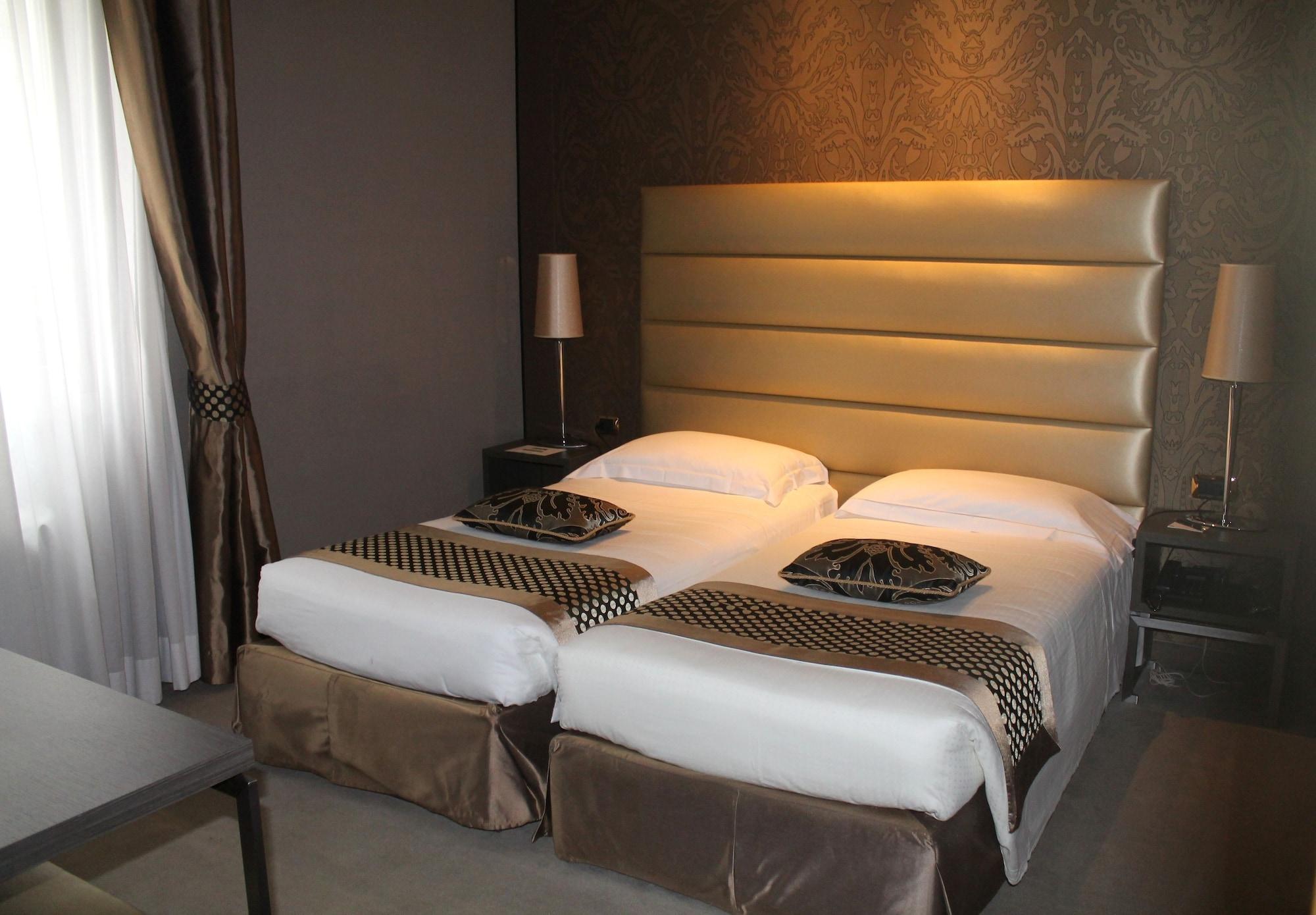 Hotel Mozart Milan Luaran gambar