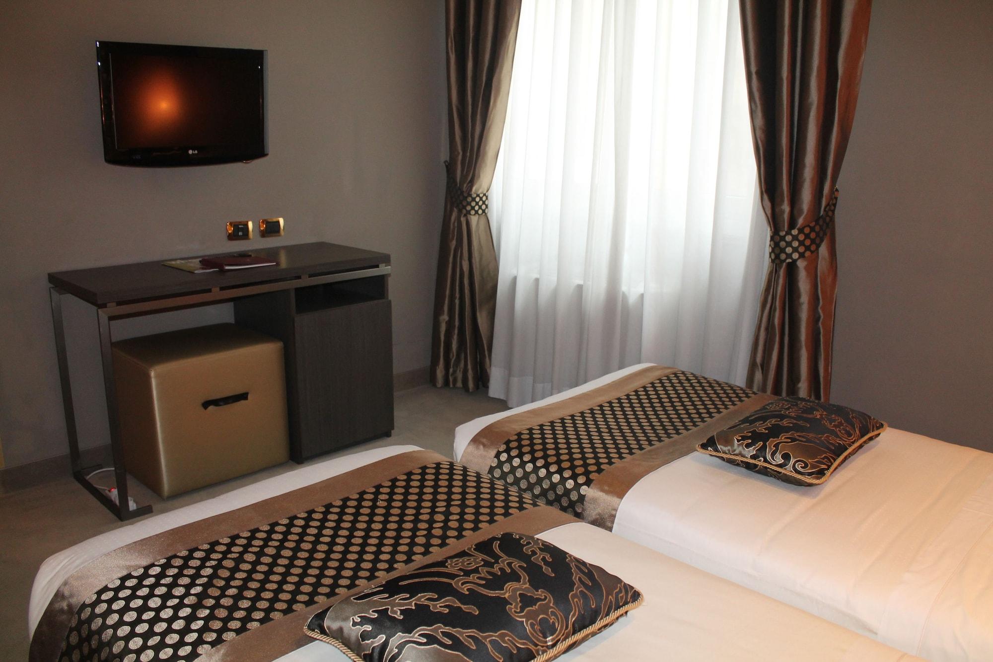 Hotel Mozart Milan Luaran gambar