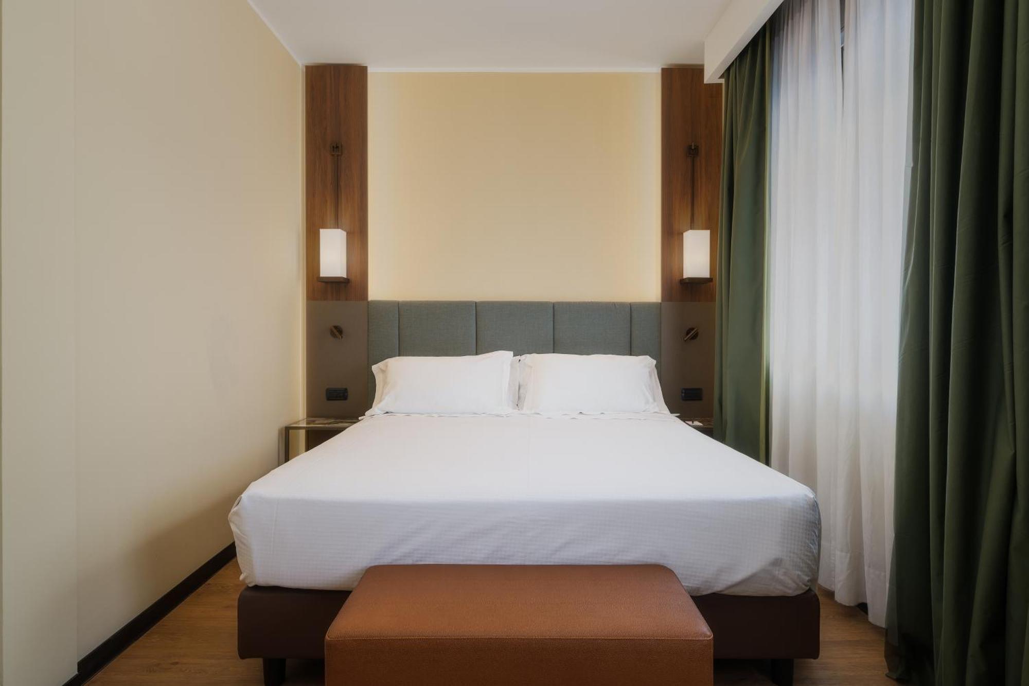 Hotel Mozart Milan Luaran gambar