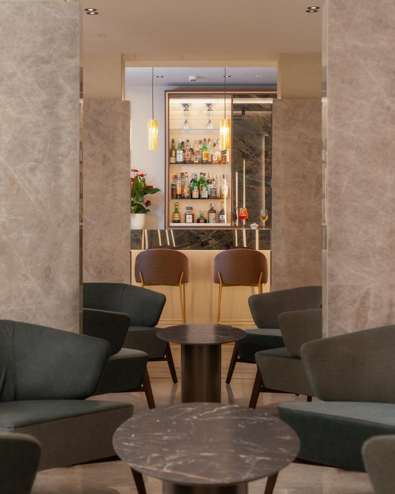 Hotel Mozart Milan Luaran gambar