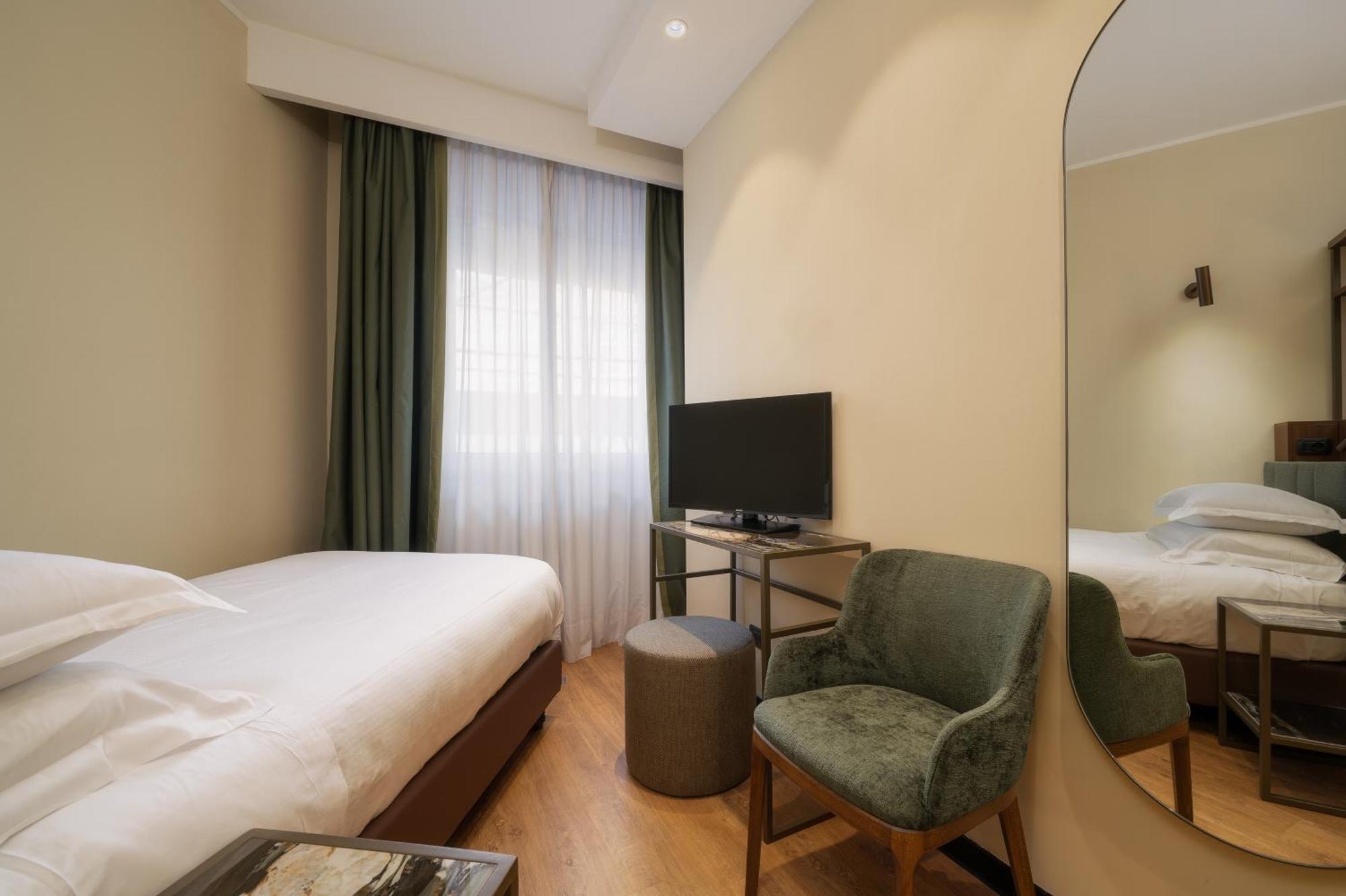 Hotel Mozart Milan Luaran gambar