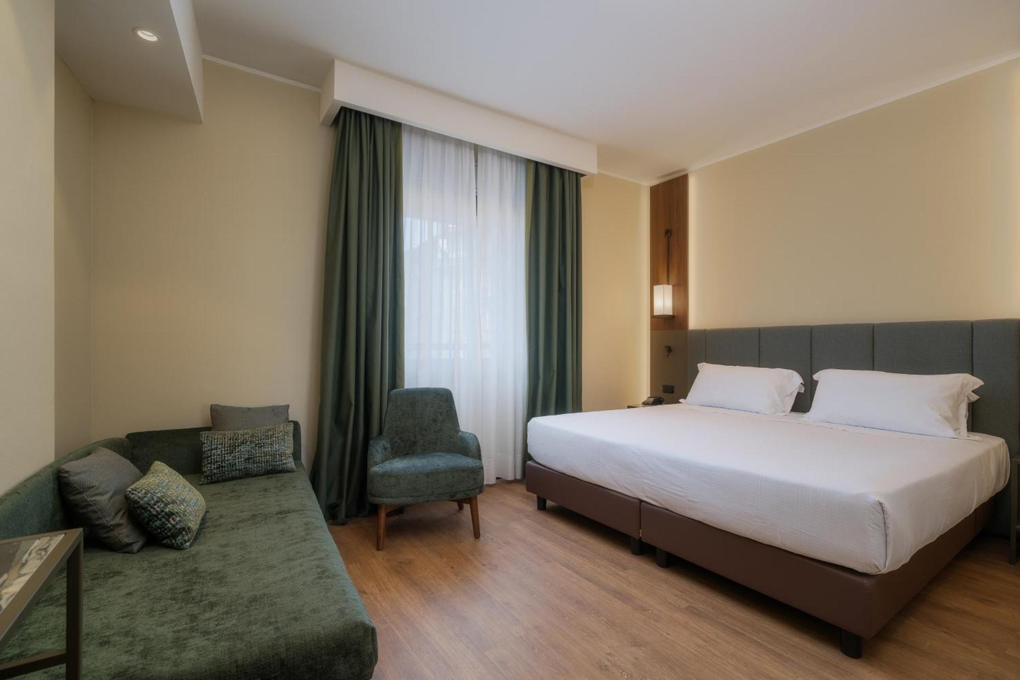 Hotel Mozart Milan Luaran gambar