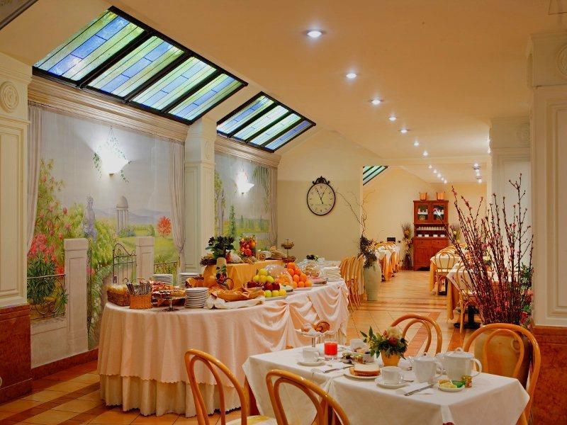 Hotel Mozart Milan Restoran gambar