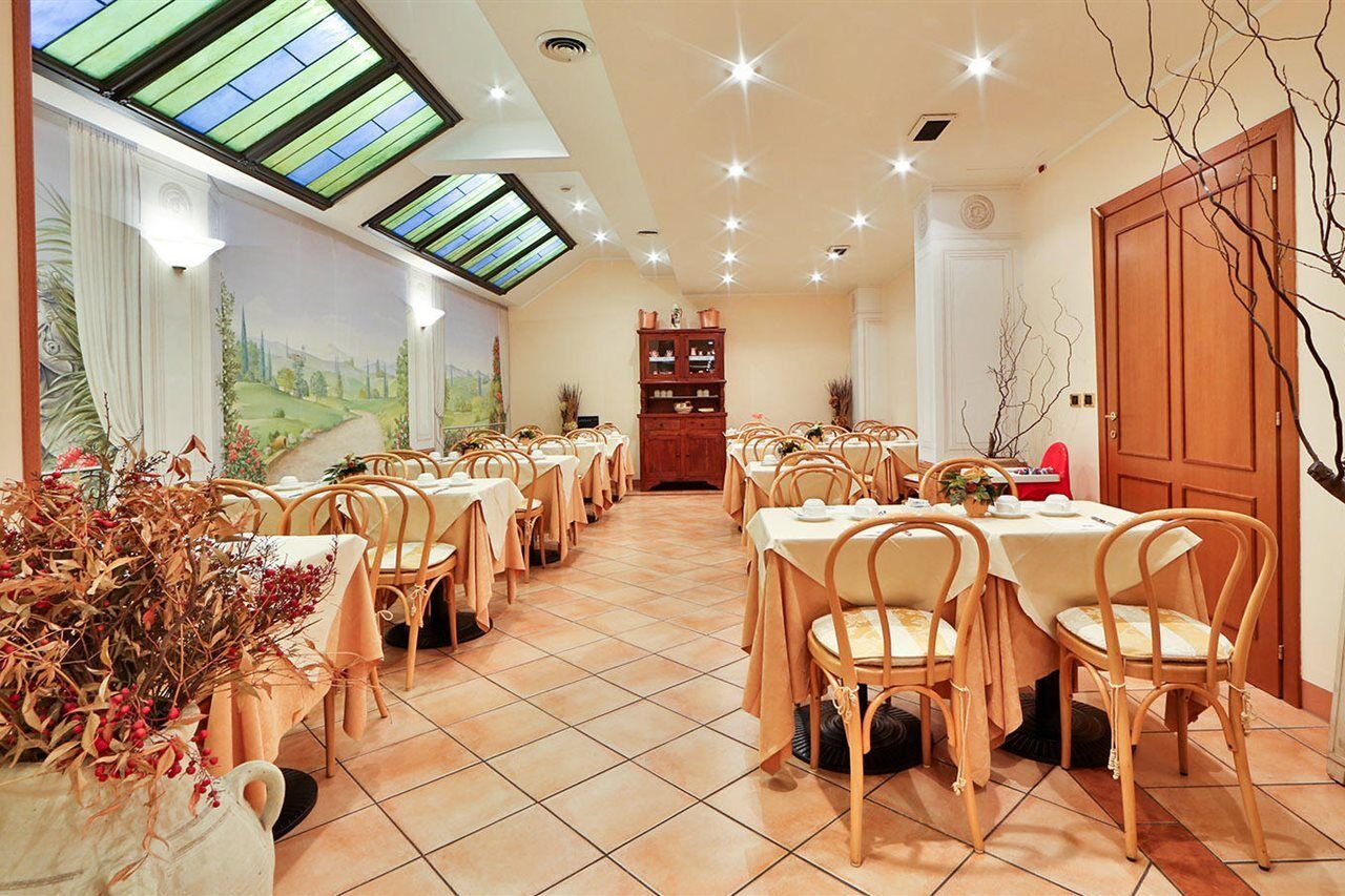 Hotel Mozart Milan Luaran gambar