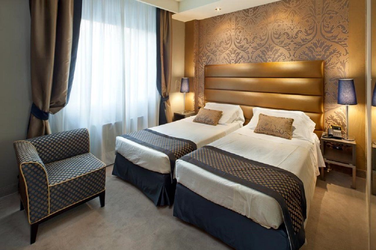 Hotel Mozart Milan Bilik gambar