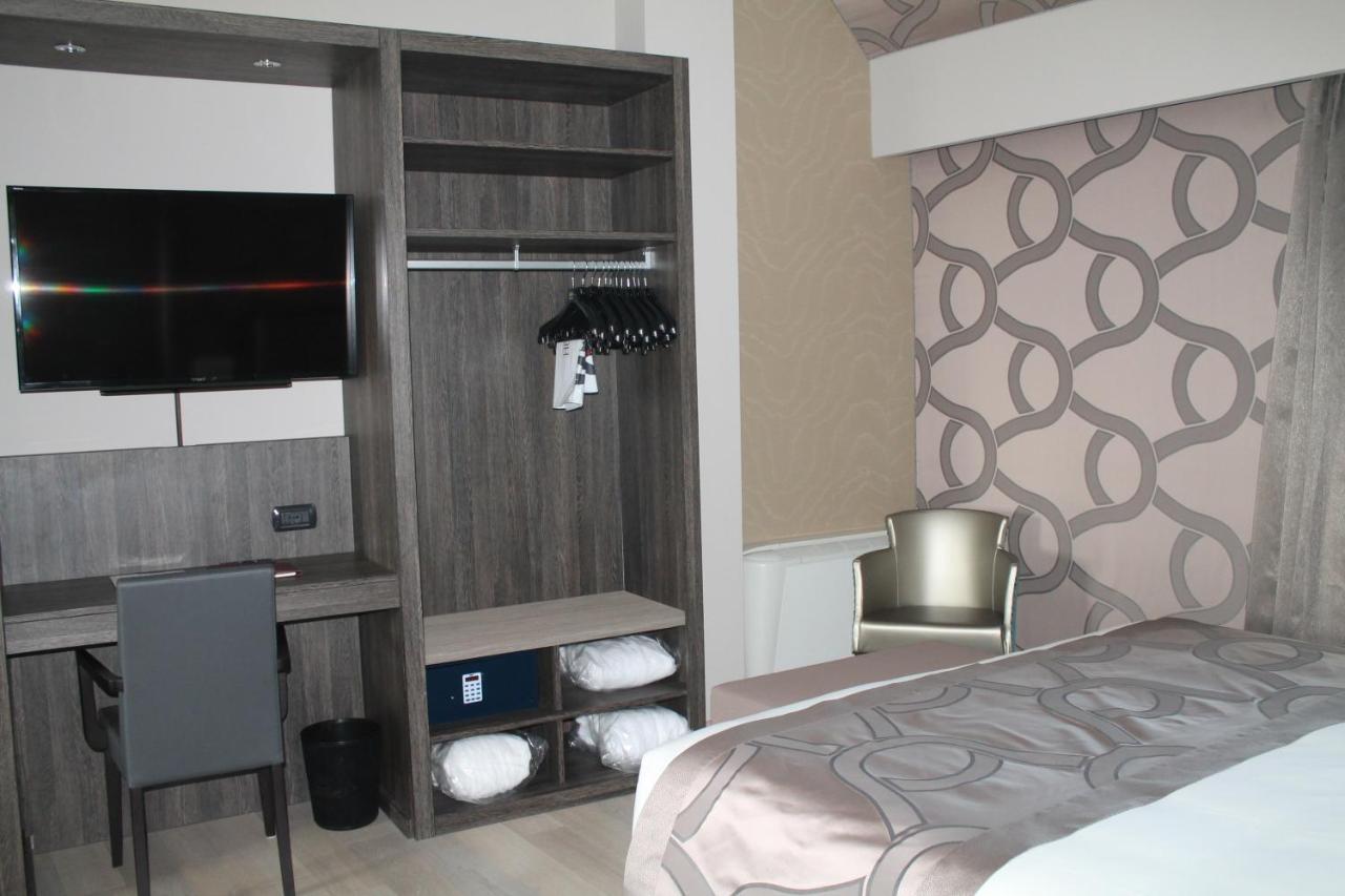 Hotel Mozart Milan Luaran gambar